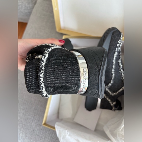 Michael Kors Ari Trainer Denim Sneakers – Size 8.5M - Picture 7 of 16